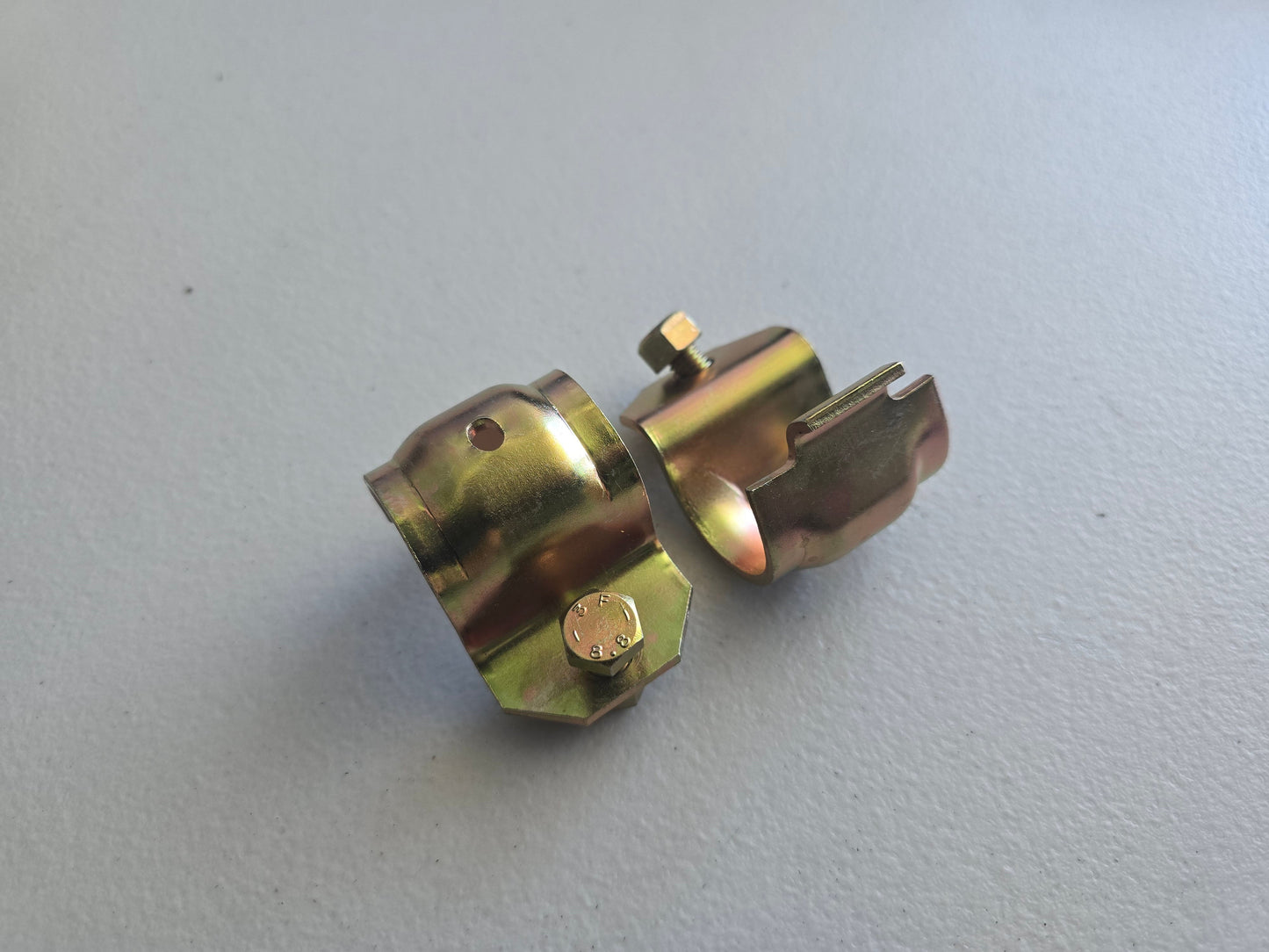 BMW E36 M3 Rear Subframe Sway Bar Bracket With Bolts & Nuts Set