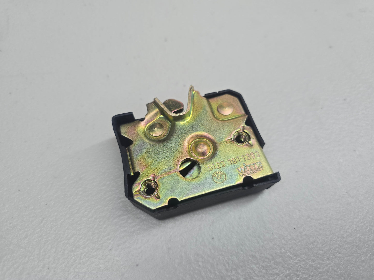 BMW E30 Hood Latch 51231911393 51231911394