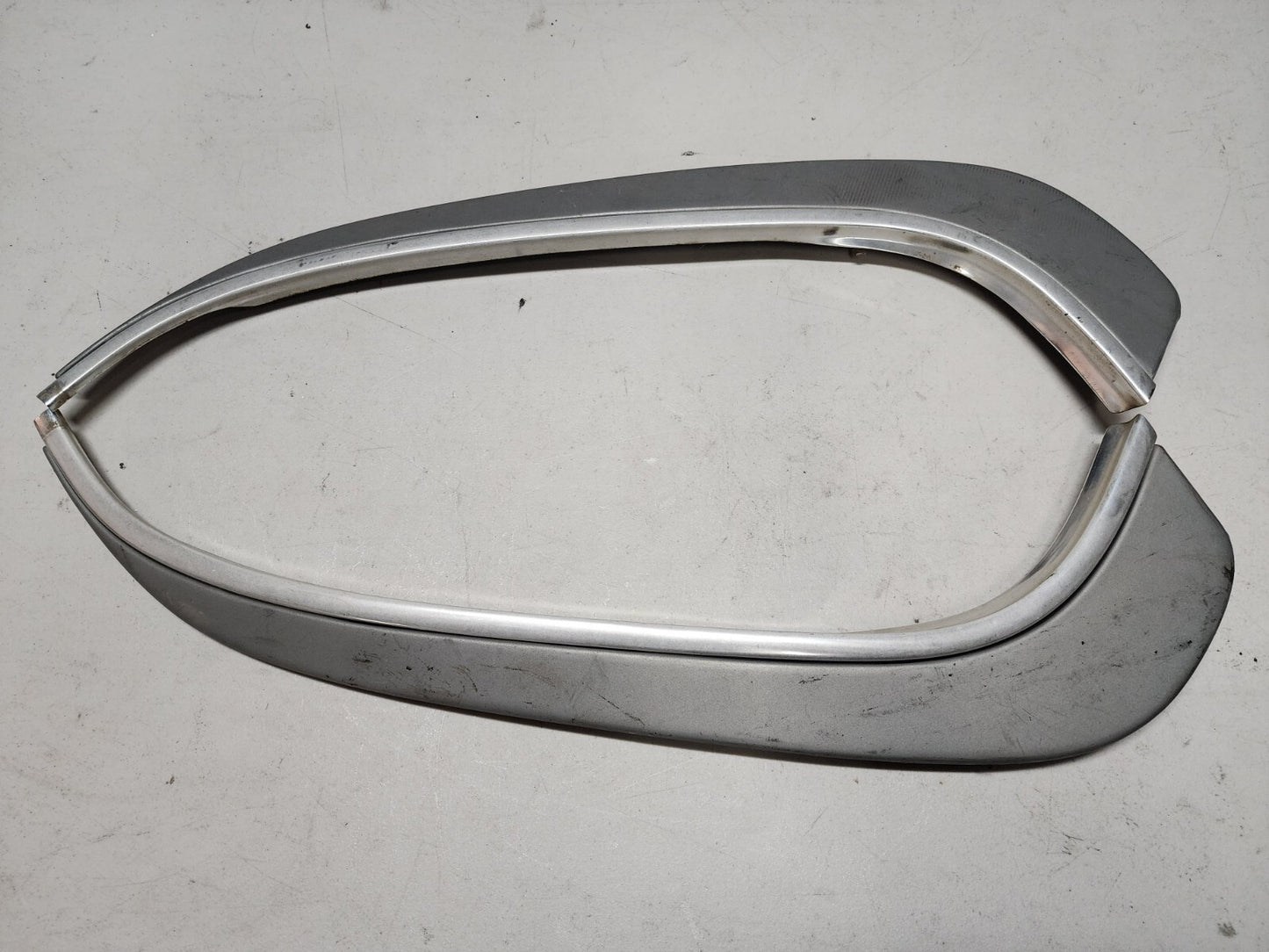 BMW E30 OEM Sedan C Pillar Window Trim Surround Set Left Right