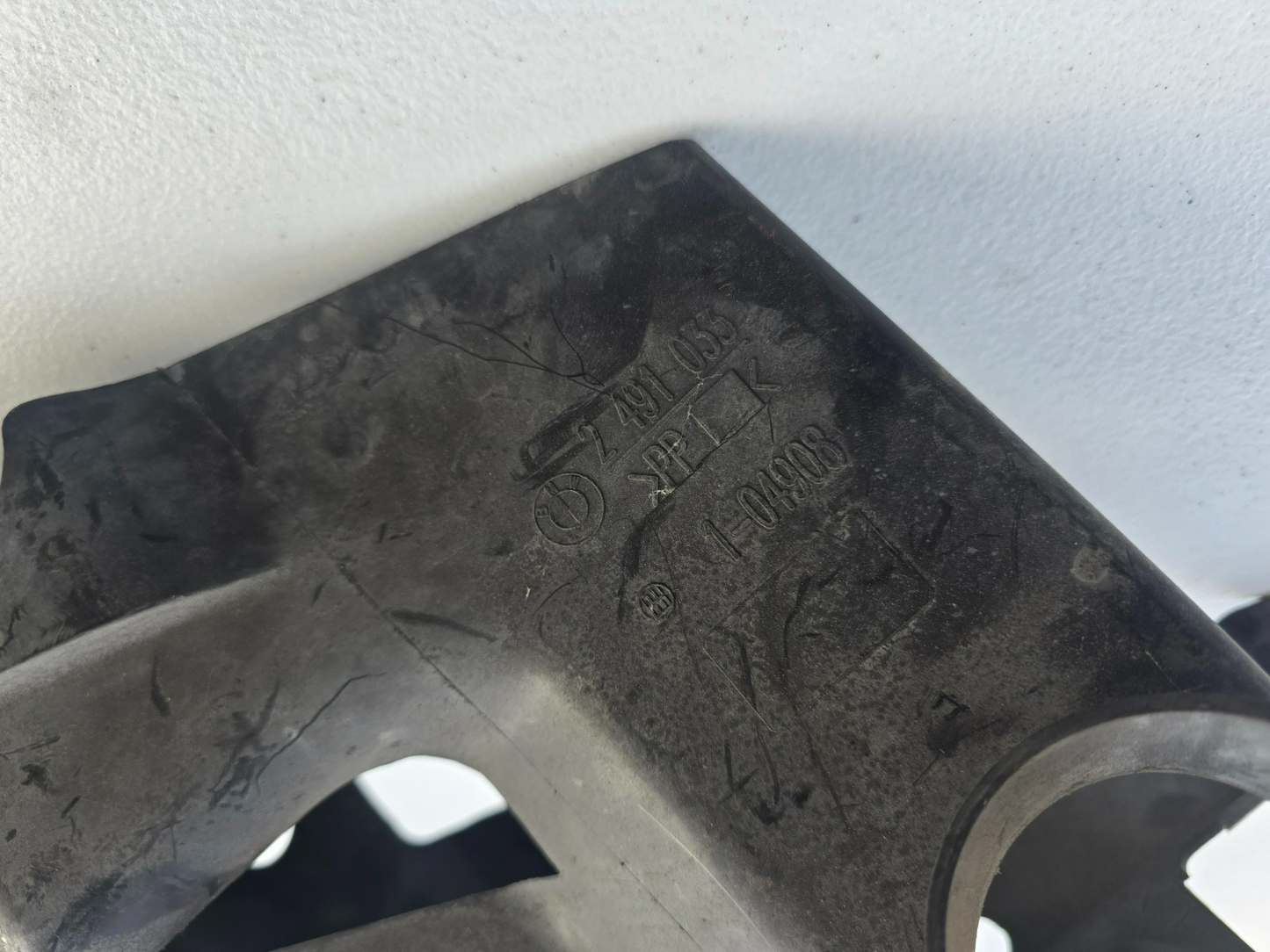 BMW OEM Z3 M Roadster Coupe Driver Headlight Air Intake Duct 2491033