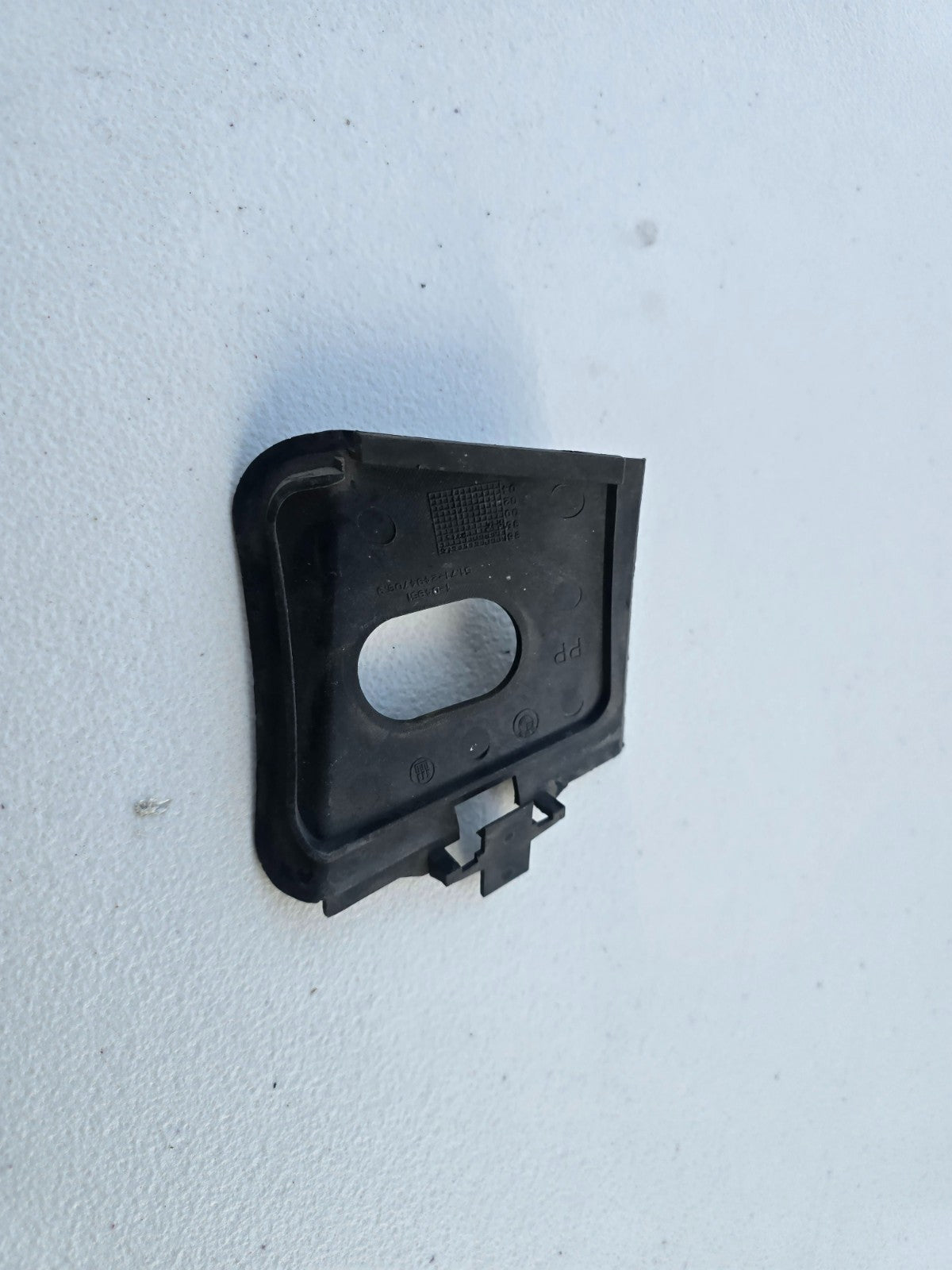 BMW OEM Z3 M Roadster Coupe Driver Side Headlight Air Duct Cover 51712494709