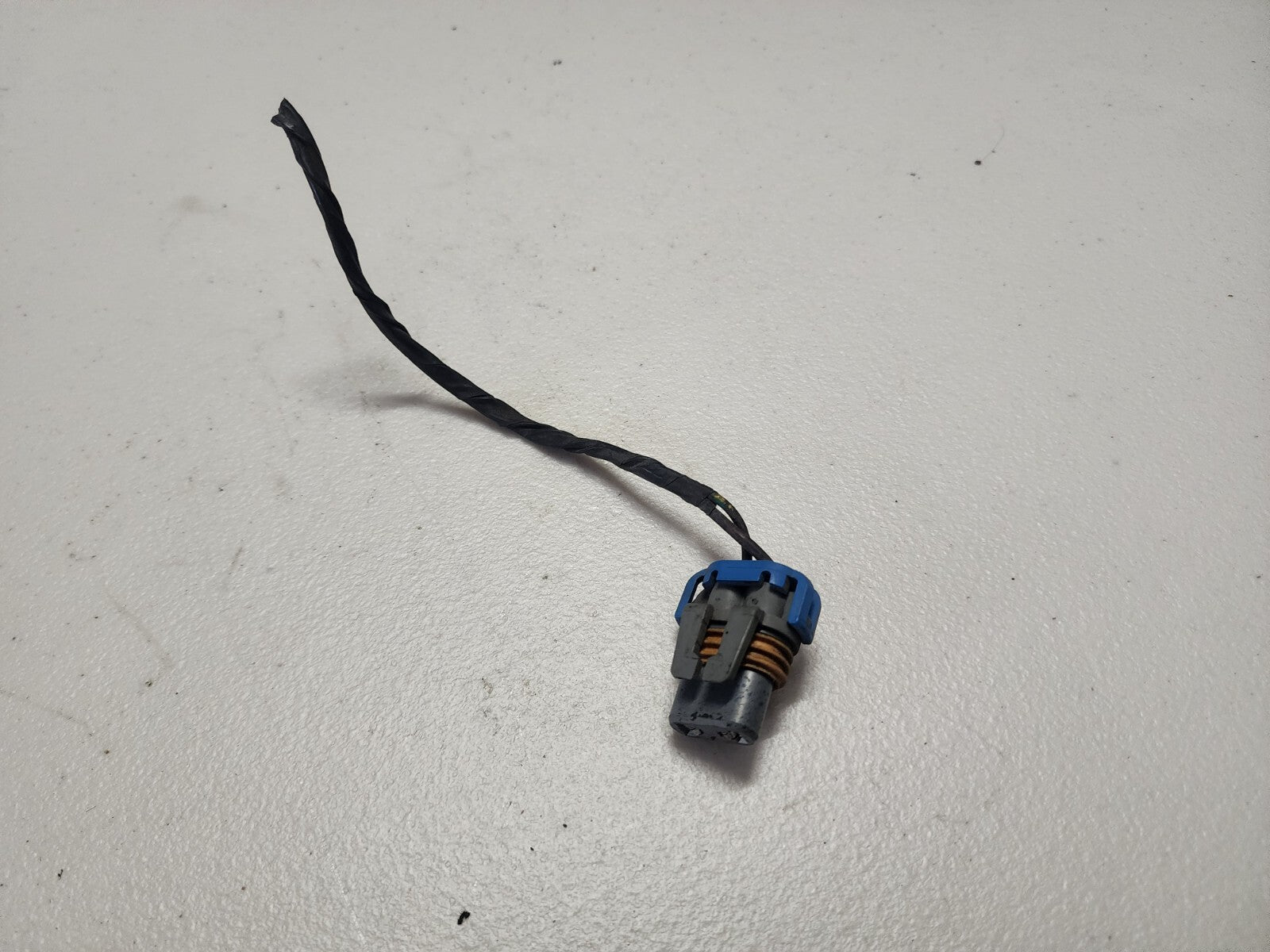 BMW E30 OEM Late Model Ellipsoid Headlight Wiring Pigtails 9005/9006 Set of 2