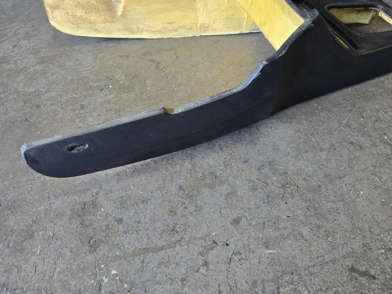 BMW E30 Front Center Console Storing Partition LHD Manual Crank Windows