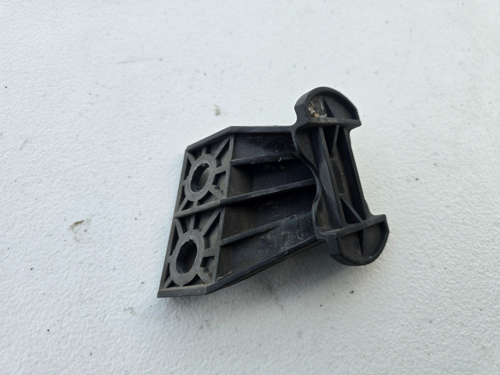 BMW OEM Z3 M Roadster M Coupe Rear Bumper Support Bracket Right 51128397522