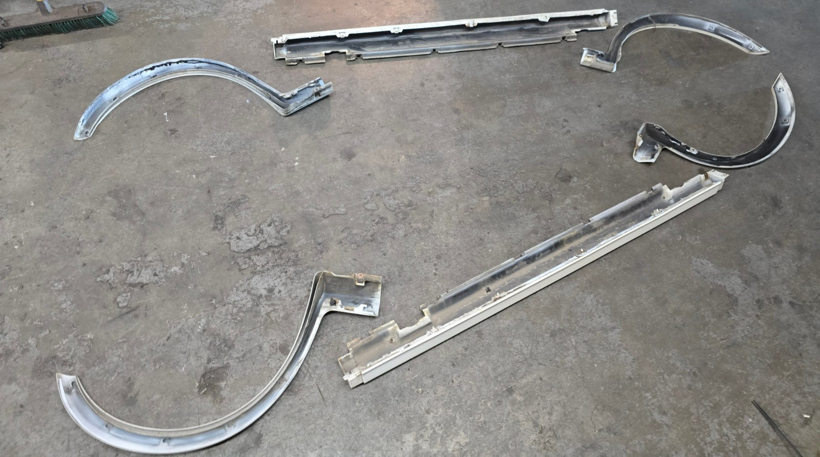 BMW OEM E30 325ix Fender Flare And Side Skirt Body Kit