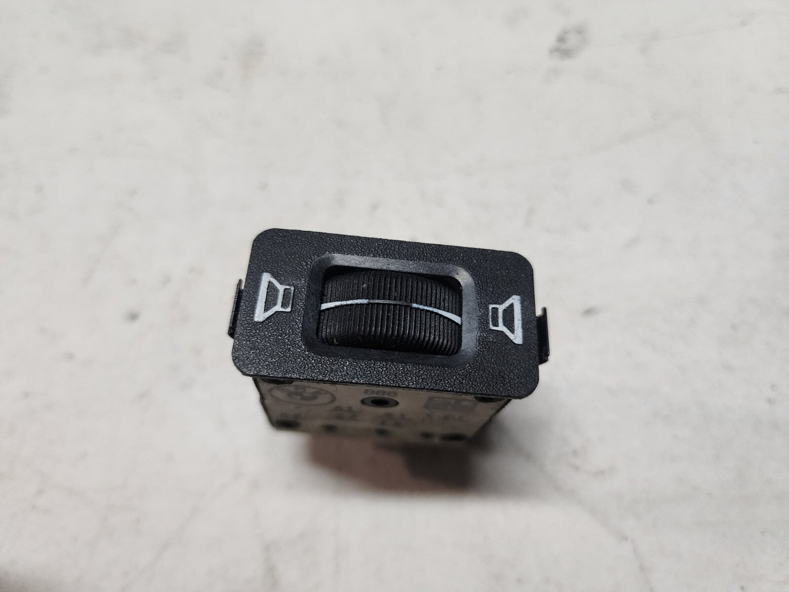 BMW E30 OEM Speaker Volume Fade Fader Balance Switch