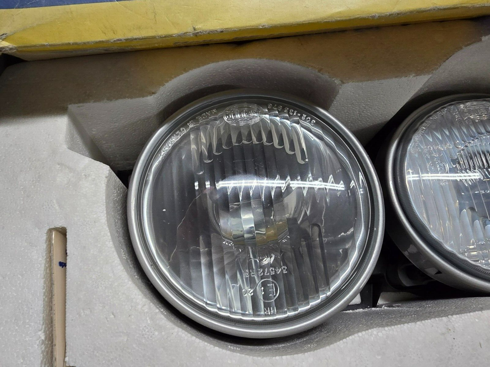 BMW E30 NOS NLA NIB Hella European Ellipsoid Headlights With City Light