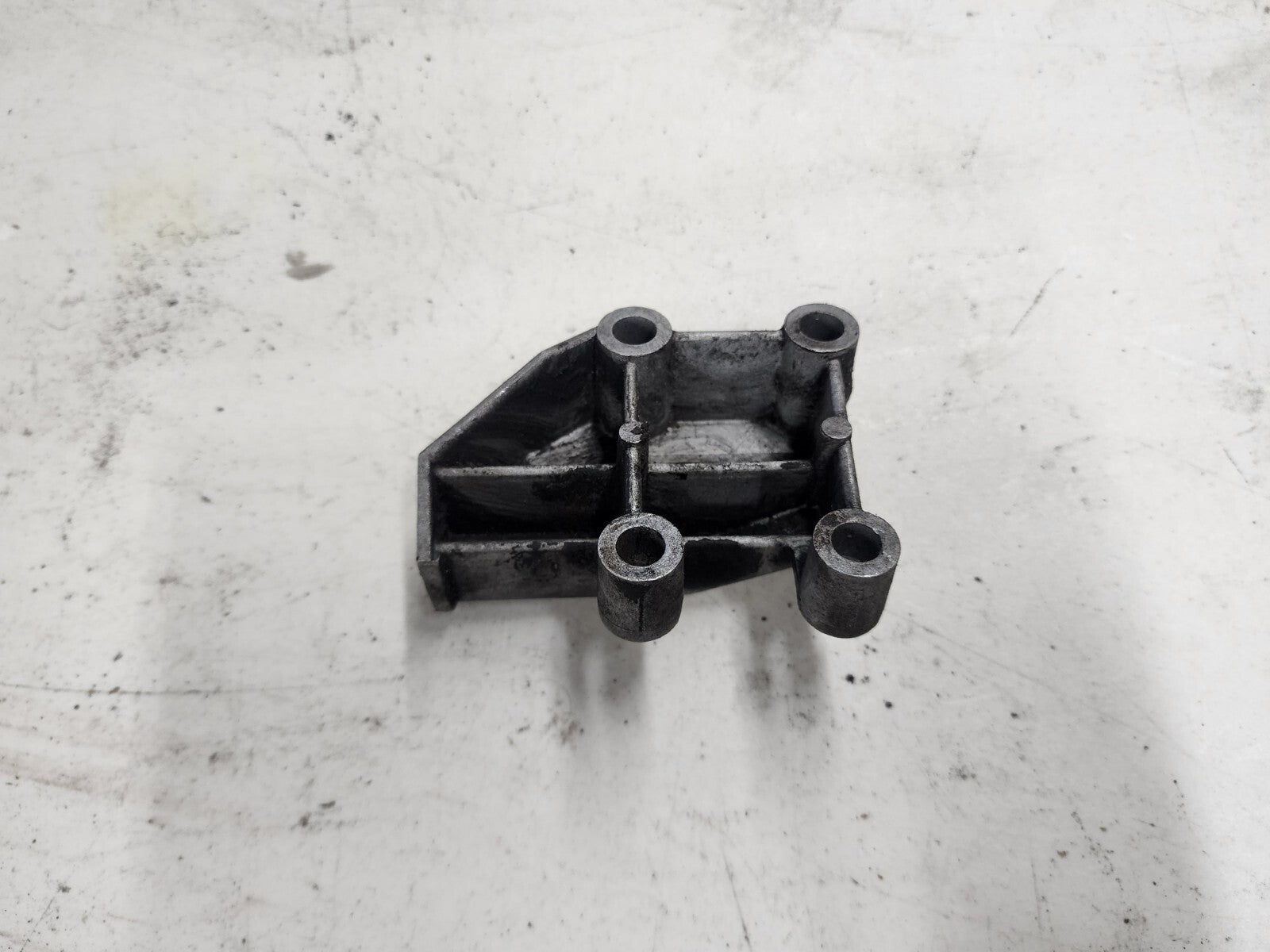 BMW E30 OEM 318i Engine Mount Bracket
