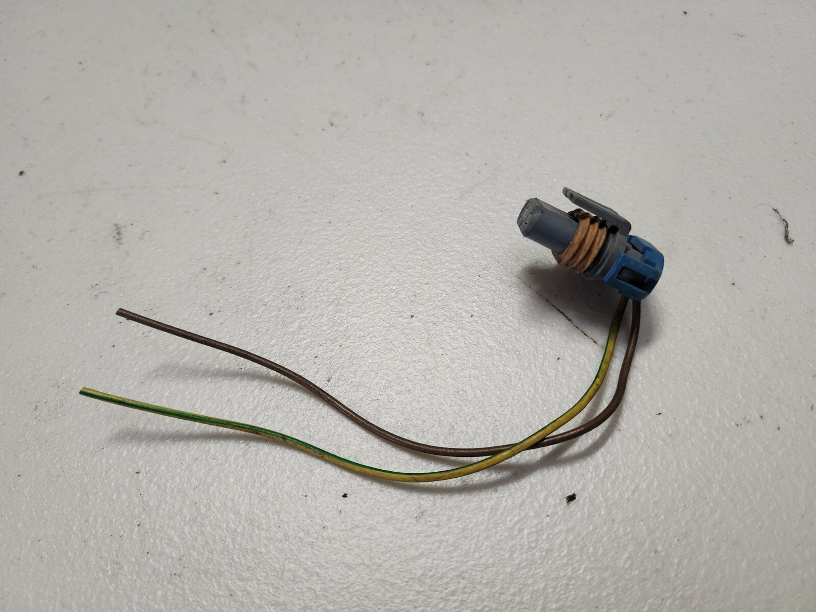 BMW E30 OEM Late Model Ellipsoid Headlight Wiring Pigtails 9005/9006 Set of 2