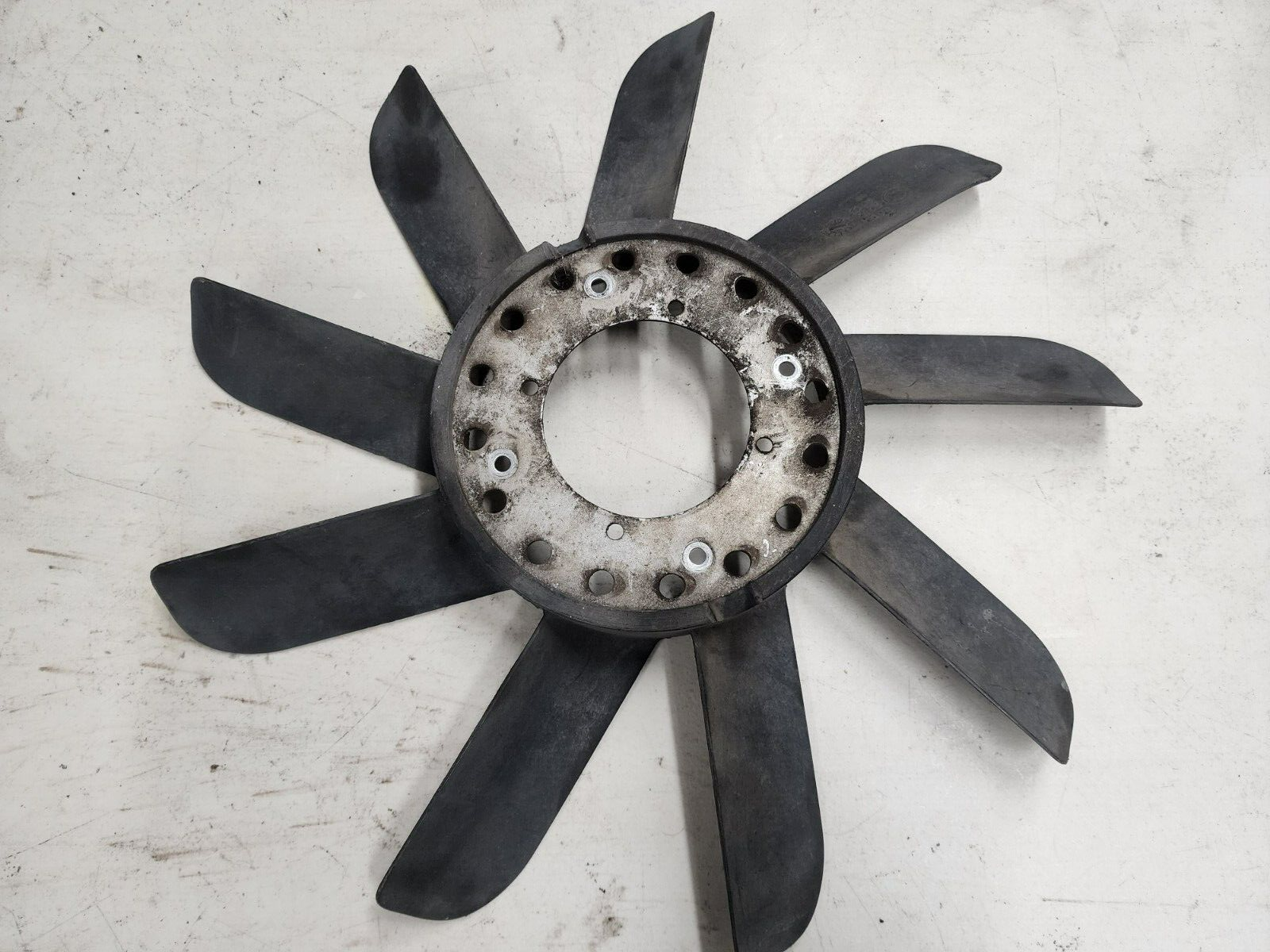 BMW E30 OEM M20 Engine Radiator Cooling Fan Clutch Fan