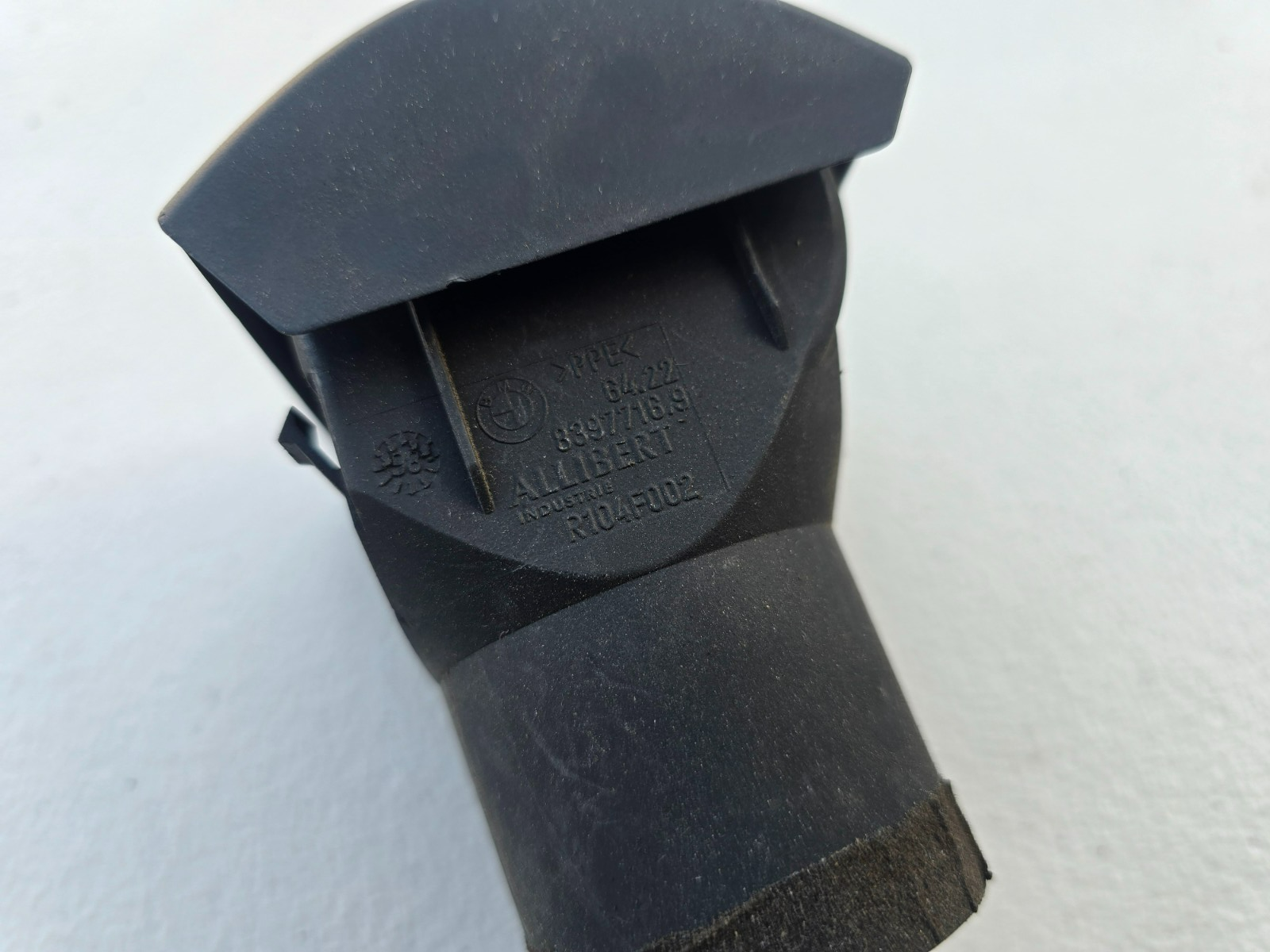 BMW OEM Z3 M Roadster Coupe Right AC Vent 64228397716