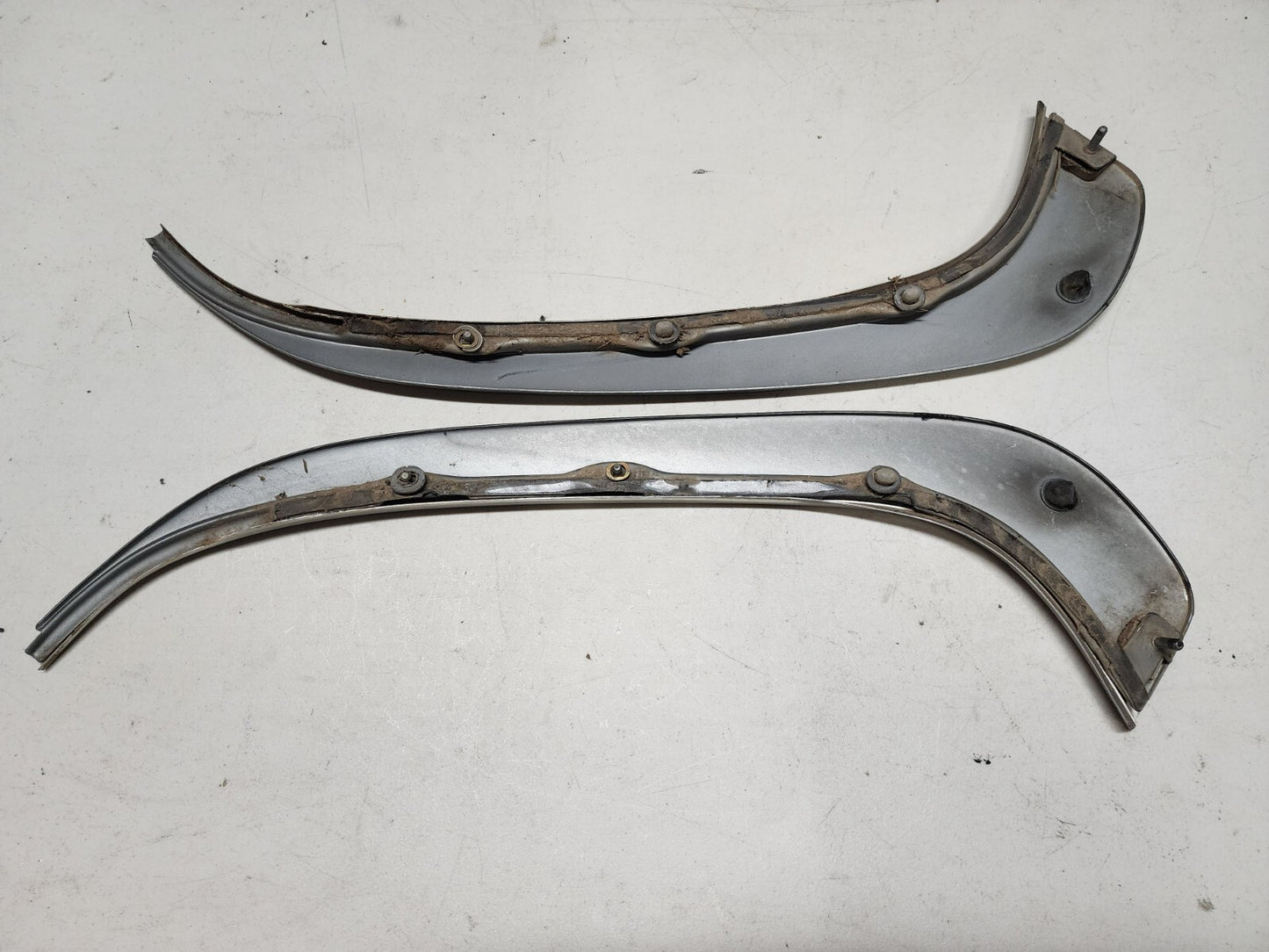 BMW E30 OEM Sedan C Pillar Window Trim Surround Set Left Right