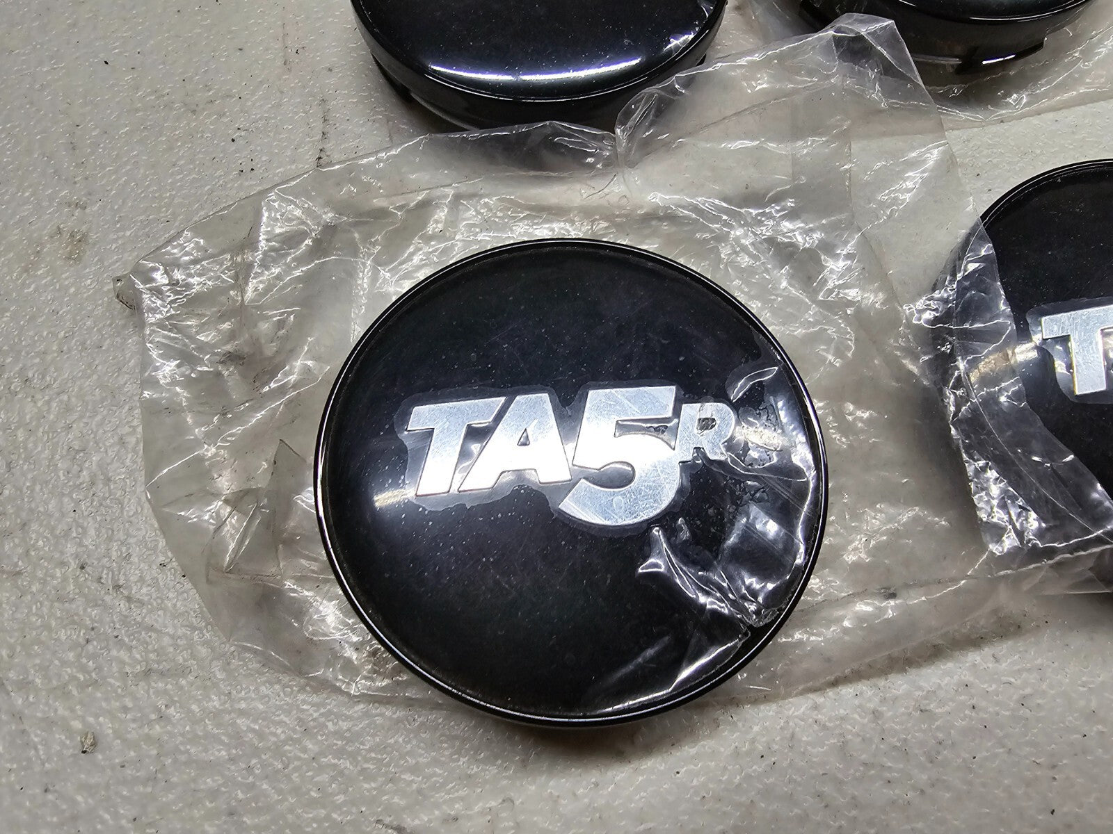 TA5R Wheels Center Cap Set BLACK 9232K68 NEW