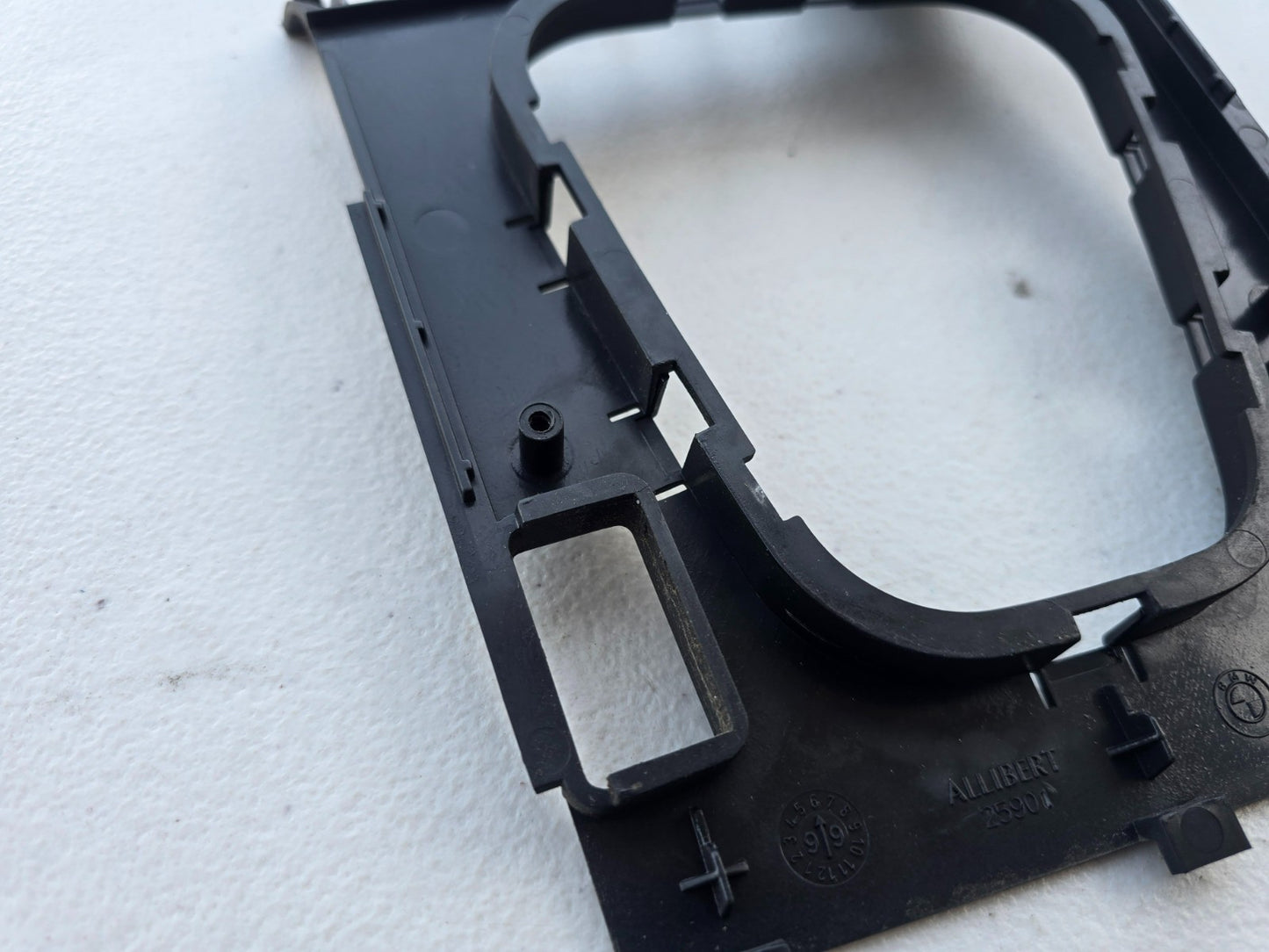 BMW OEM Z3 M Roadster M Coupe Lower Center Console Shifter Trim 51562491395