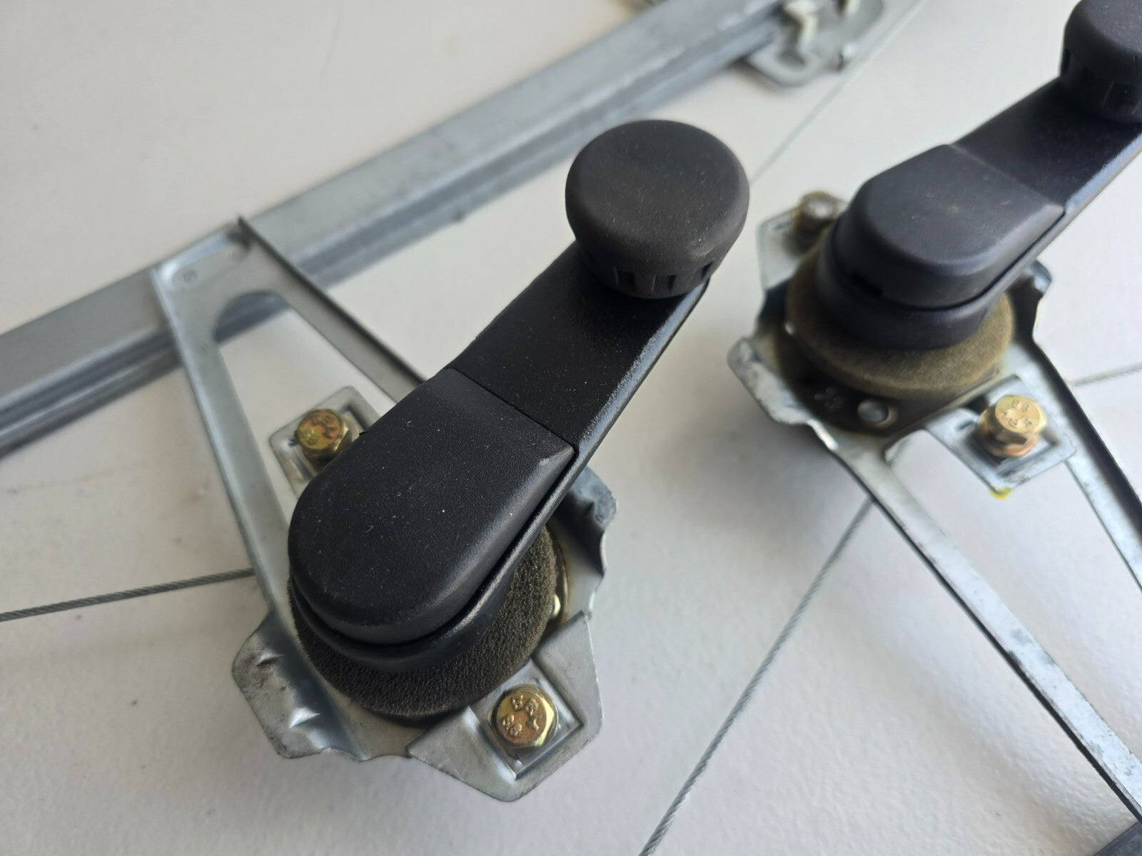 BMW E30 Sedan Touring Rear Manual Crank Window Regulator With Handles