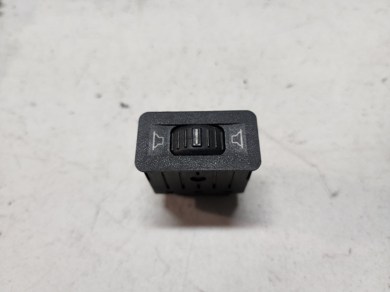 BMW E30 OEM Speaker Volume Fade Fader Balance Switch