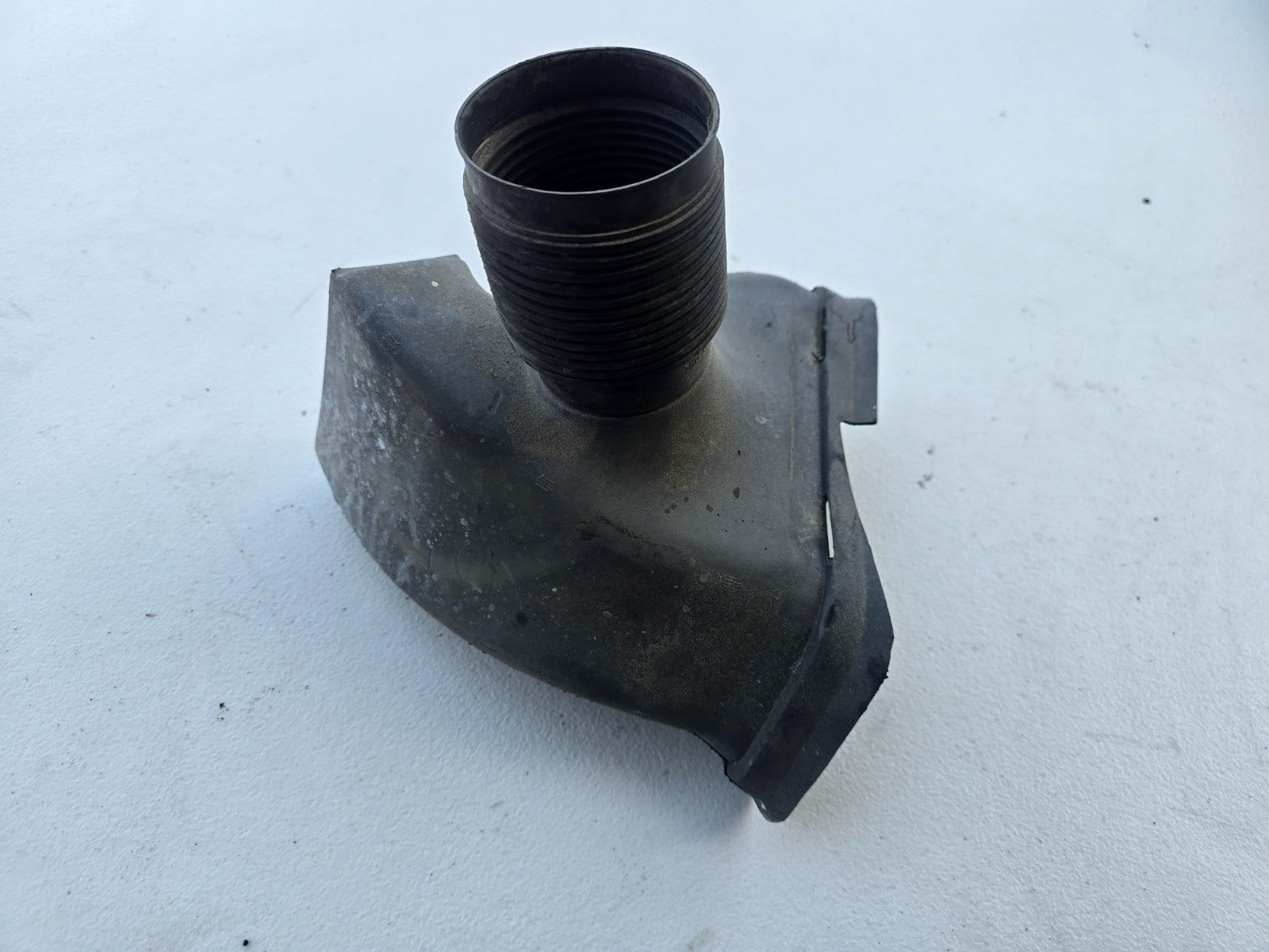 BMW OEM Z3 M Roadster M Coupe Bumper Air Duct Left 	51712268641