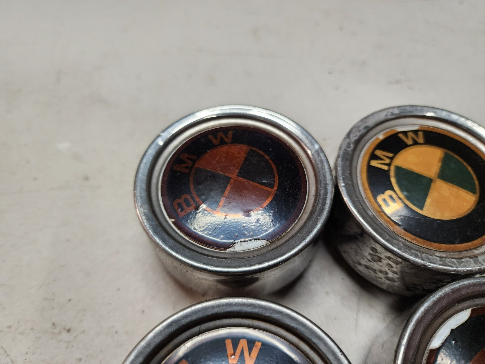 BMW E30 E21 E10 OEM Bottlecap Center Hub Cap Set