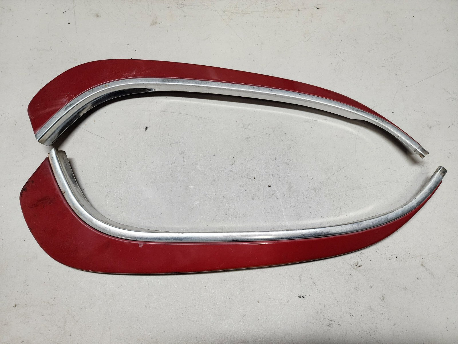 BMW E30 OEM Sedan C Pillar Window Trim Surround Set Left Right