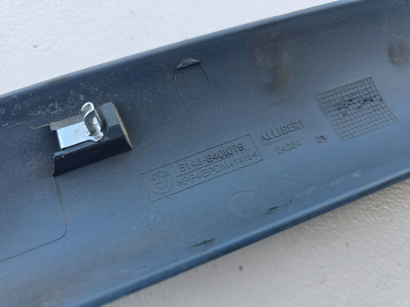 BMW OEM Z3 M Roadster A Pillar Trim Left Estorilblau 51447894523