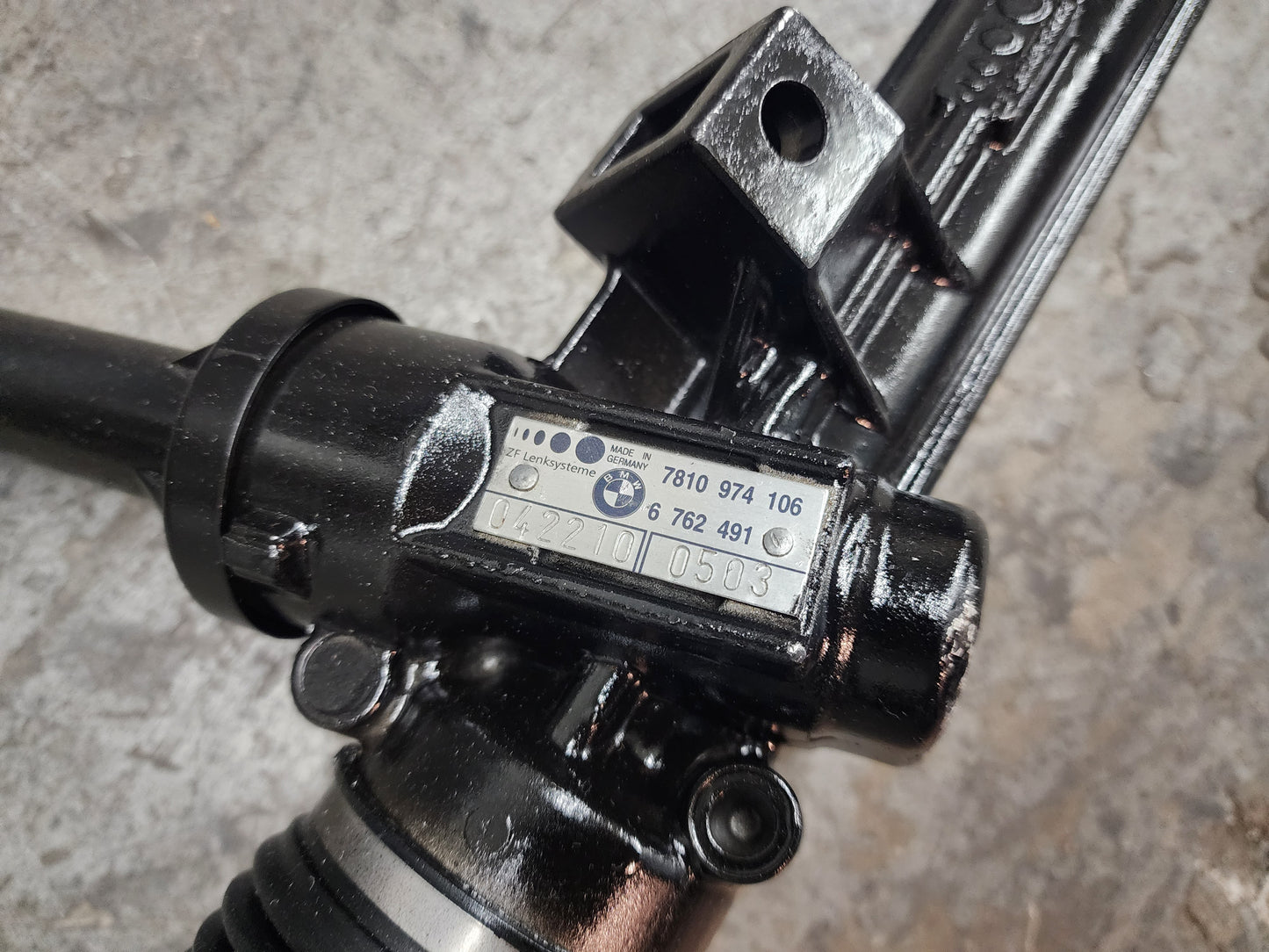 BMW e85 z4 Non Powered Manual OEM ZF Steering Rack 7810974106 (3.0 Lock To Lock)