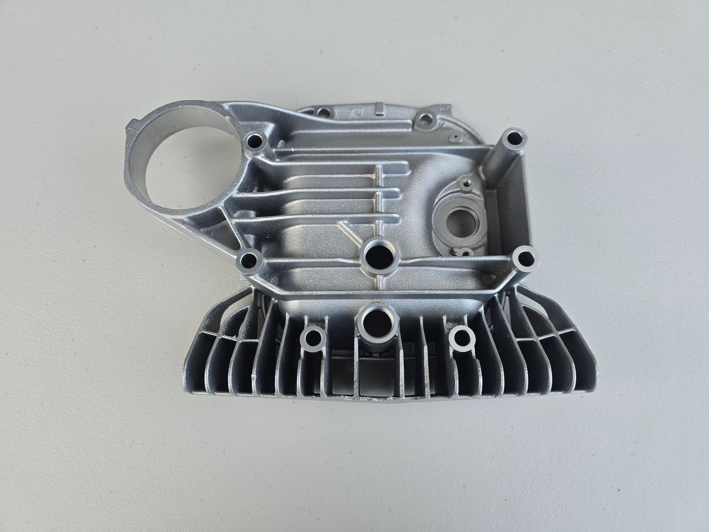 BMW Z3m Finned Differential Cover 188mm (E30, Z3, 318ti) 33112228336