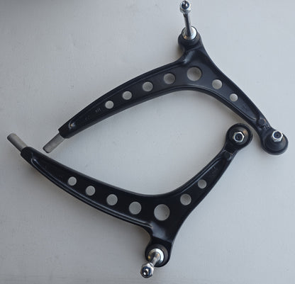 BMW E30 325ix AWD Front Control Arm Set 31121701059 31121701060