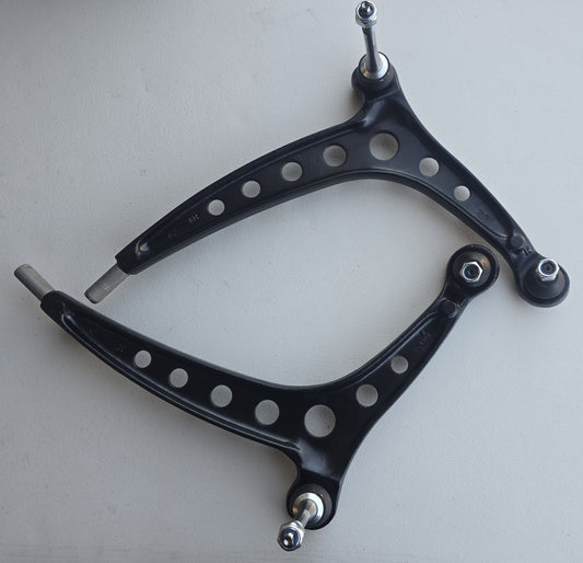 BMW E30 325ix AWD Front Control Arm Set 31121701059 31121701060