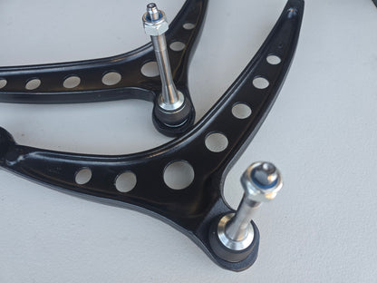 BMW E30 325ix AWD Front Control Arm Set 31121701059 31121701060