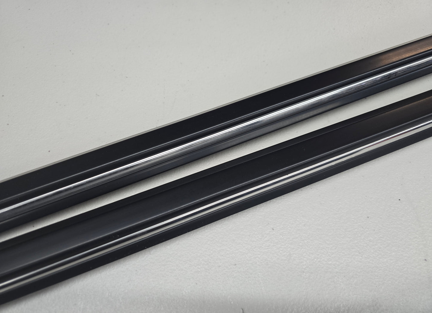 BMW E30 NOS BRAND NEW OEM Early Model Chrome Molding Set
