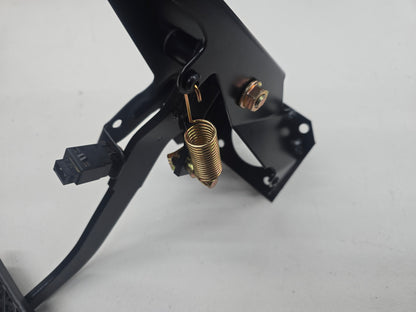 BMW E30 Rebuilt Late Model Non-Airbag Automatic Pedal Box Assembly 35111157719 35211155018