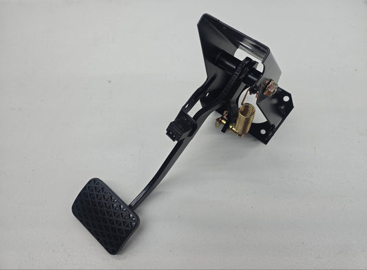 BMW E30 Rebuilt Late Model Non Airbag Automatic Pedal Box Assembly 35111157719 35211155018