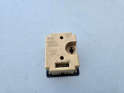 BMW E30 Euro Clock 62131376903 *Tested & Semi-Working*