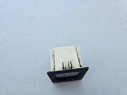 BMW E30 Euro Clock 62131376903 *Tested & Semi-Working*