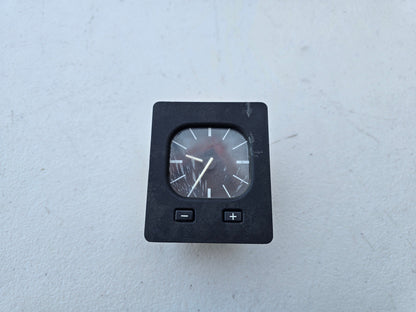 BMW E30 Euro Clock 62131376903 *Tested & Semi-Working*