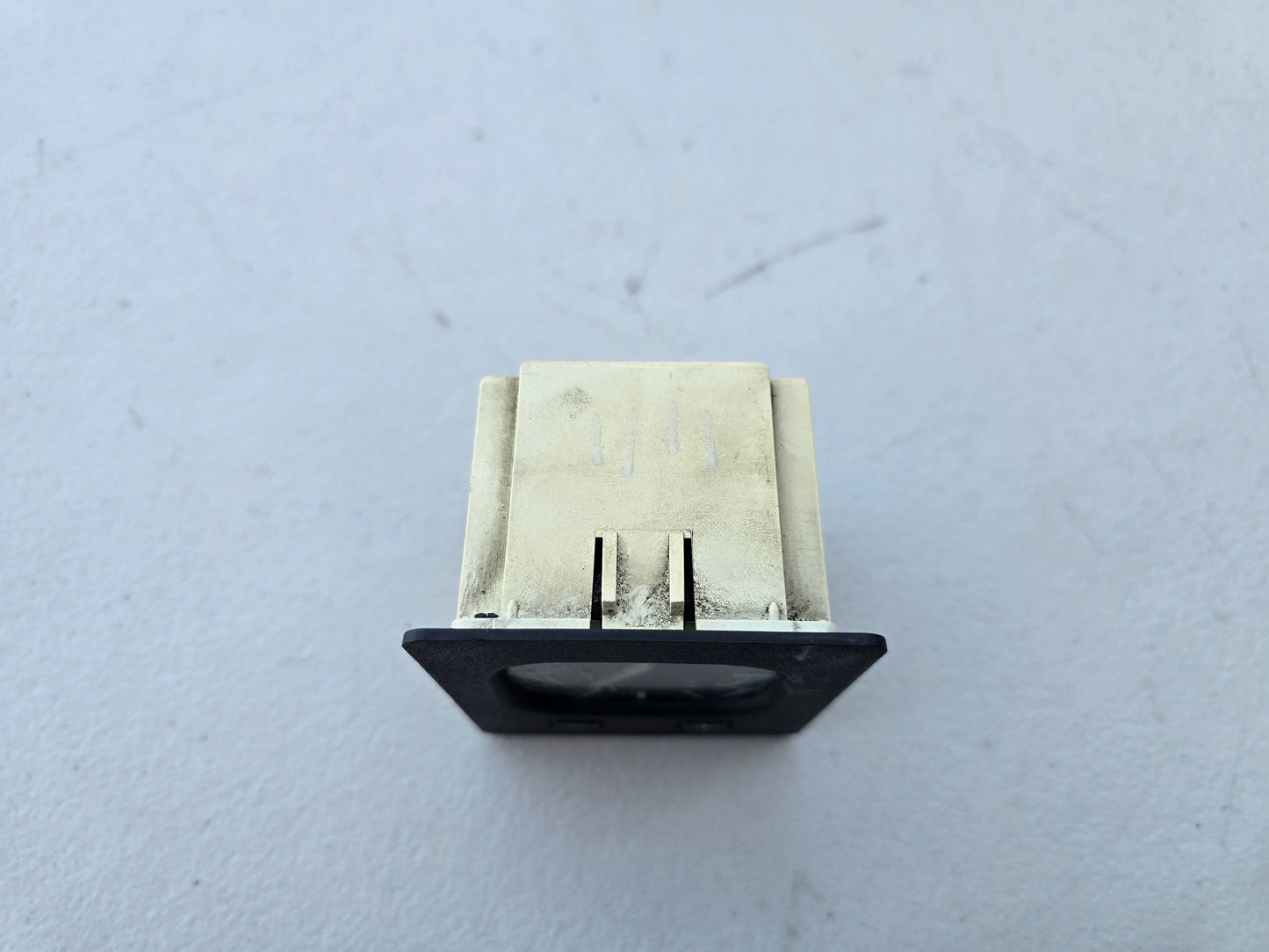 BMW E30 Euro Clock 62131376903 *Tested & Semi-Working*