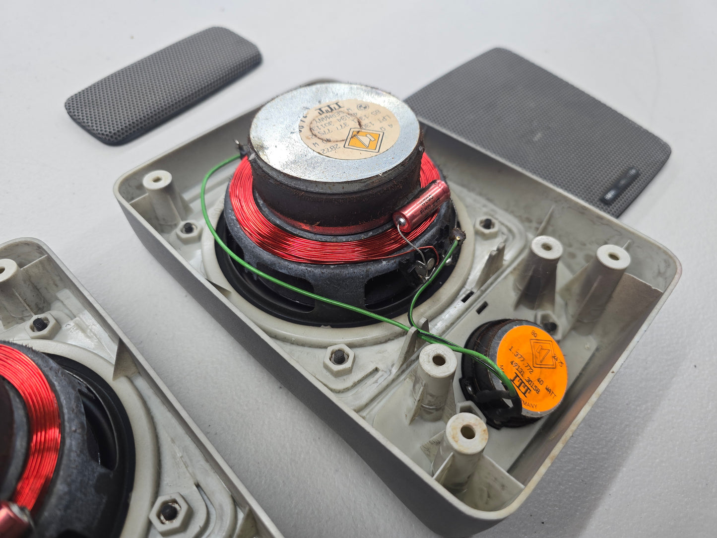 BMW E30 Premium Sound Rear Speakers 65131377769 65131381726