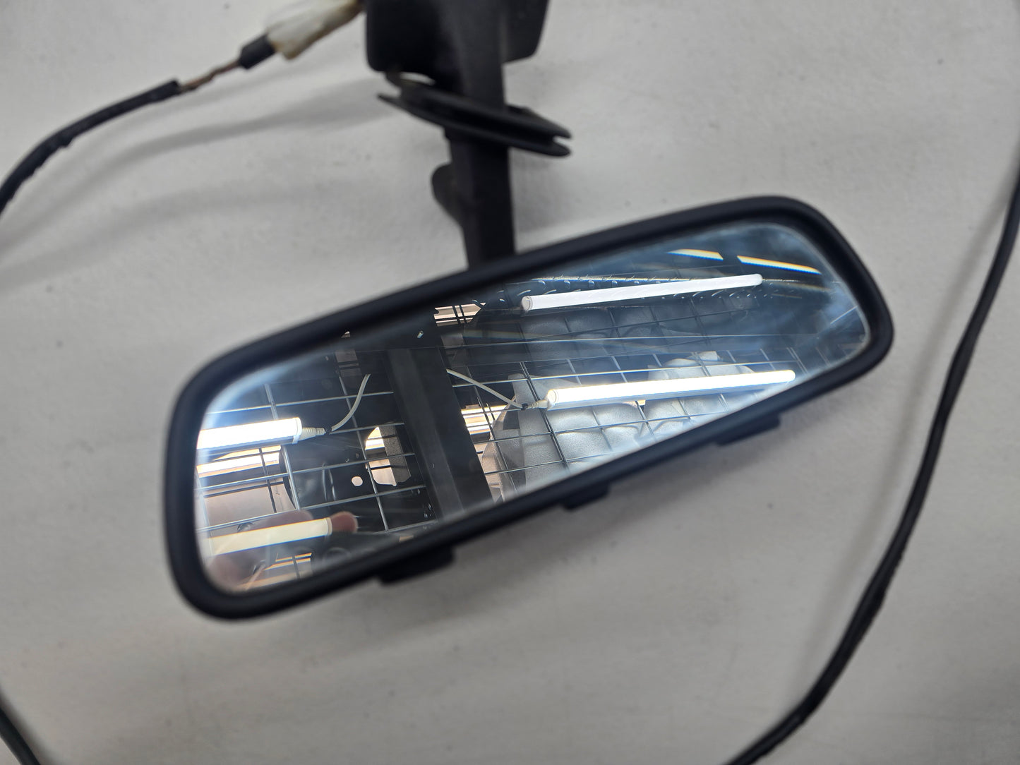 BMW E30 Rear View Mirror With Map Reading Lights With A Pillar Wiring 51161906525