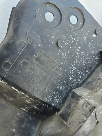 BMW OEM Z3 M Roadster Coupe Passenger Radiator Lower Air Duct Trim Cover 8399503