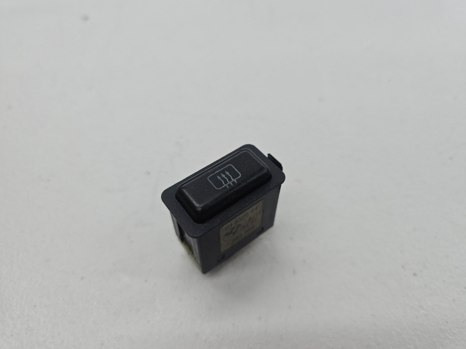 BMW E30 OEM Rear Window Defroster Switch Button 61311380338