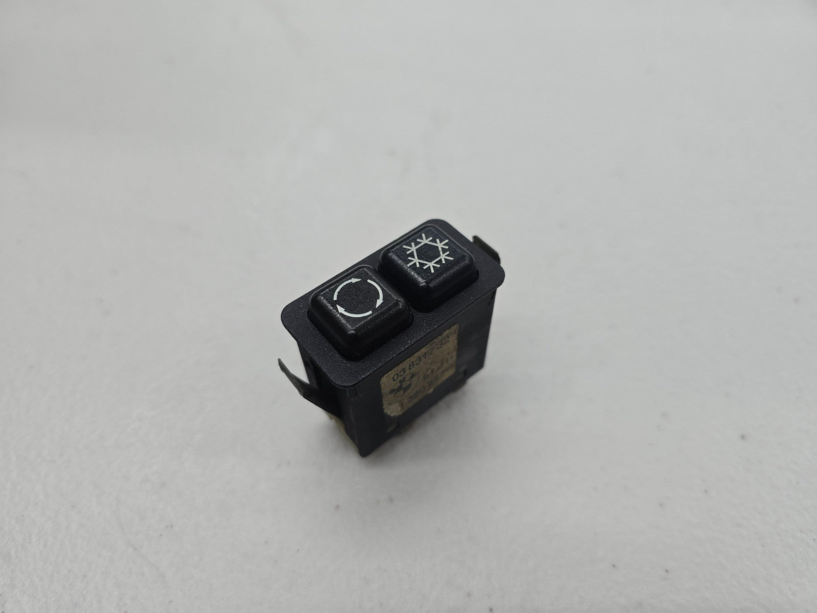 BMW E30 OEM AC Switch Air Condition Circulation Button 61311380557
