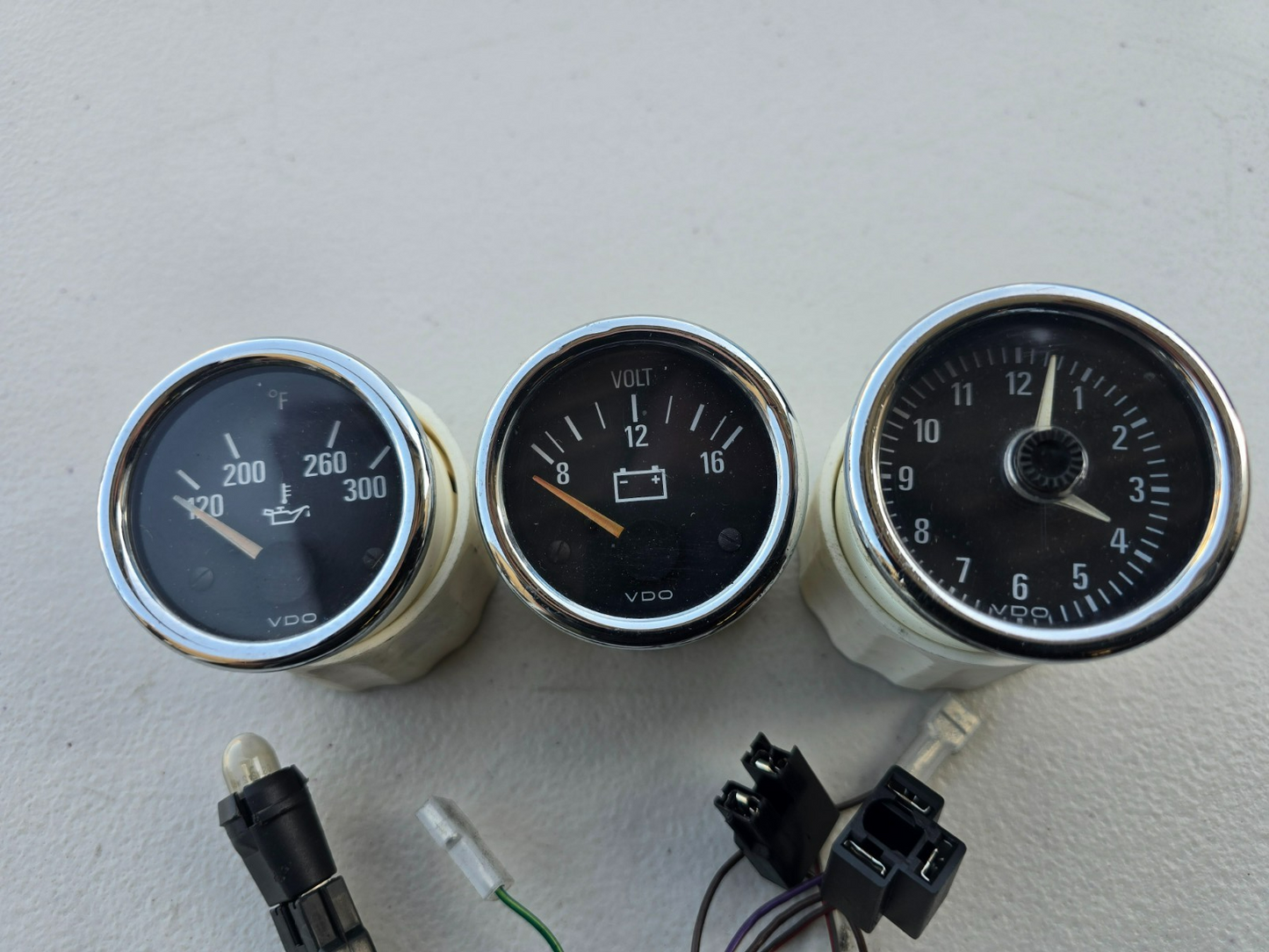 BMW OEM Z3 M Roadster M Coupe S52 Center Console Gauges Set Clock Voltage Oil