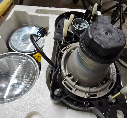BMW E30 NOS NLA NIB Hella European Ellipsoid Headlights With City Light