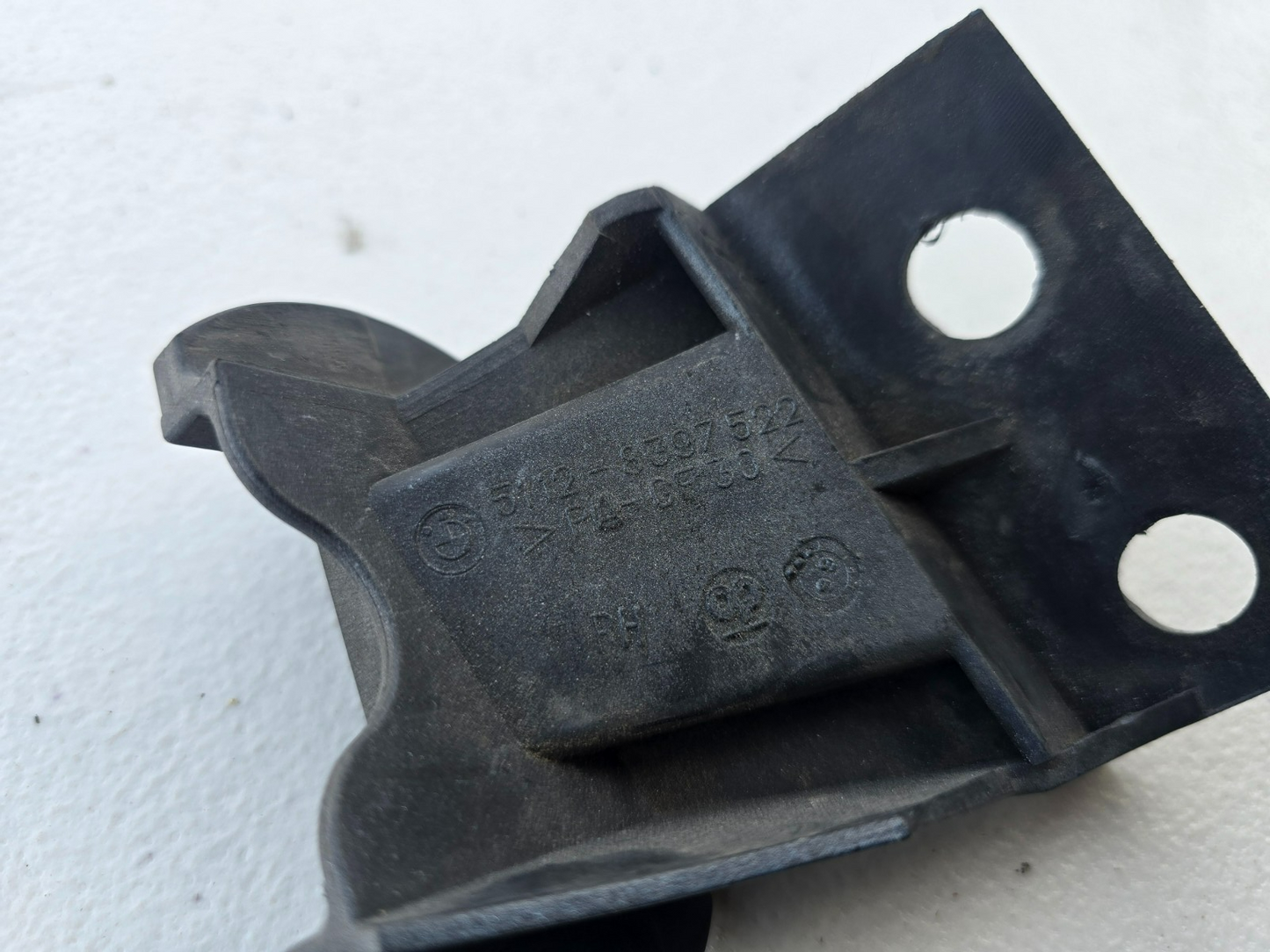 BMW OEM Z3 M Roadster M Coupe Rear Bumper Support Bracket Right 51128397522