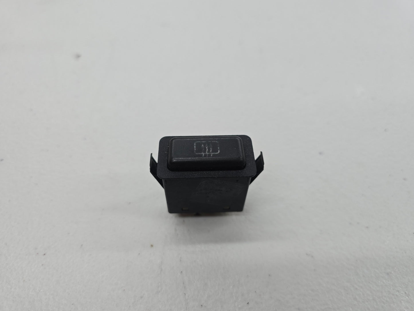 BMW E30 OEM Rear Window Defroster Switch Button 61311380338