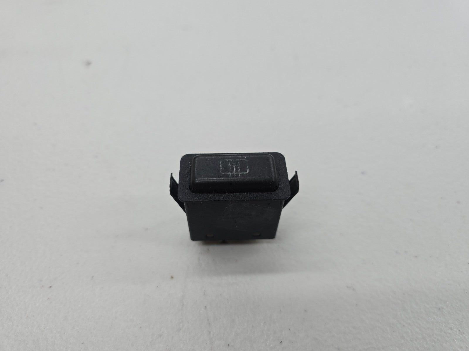BMW E30 OEM Rear Window Defroster Switch Button 61311380338